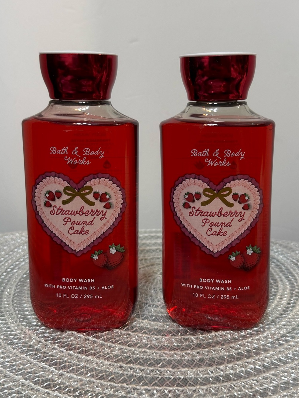 BBW Strawberry Pound Cake Body Wash Set of 2 NWT